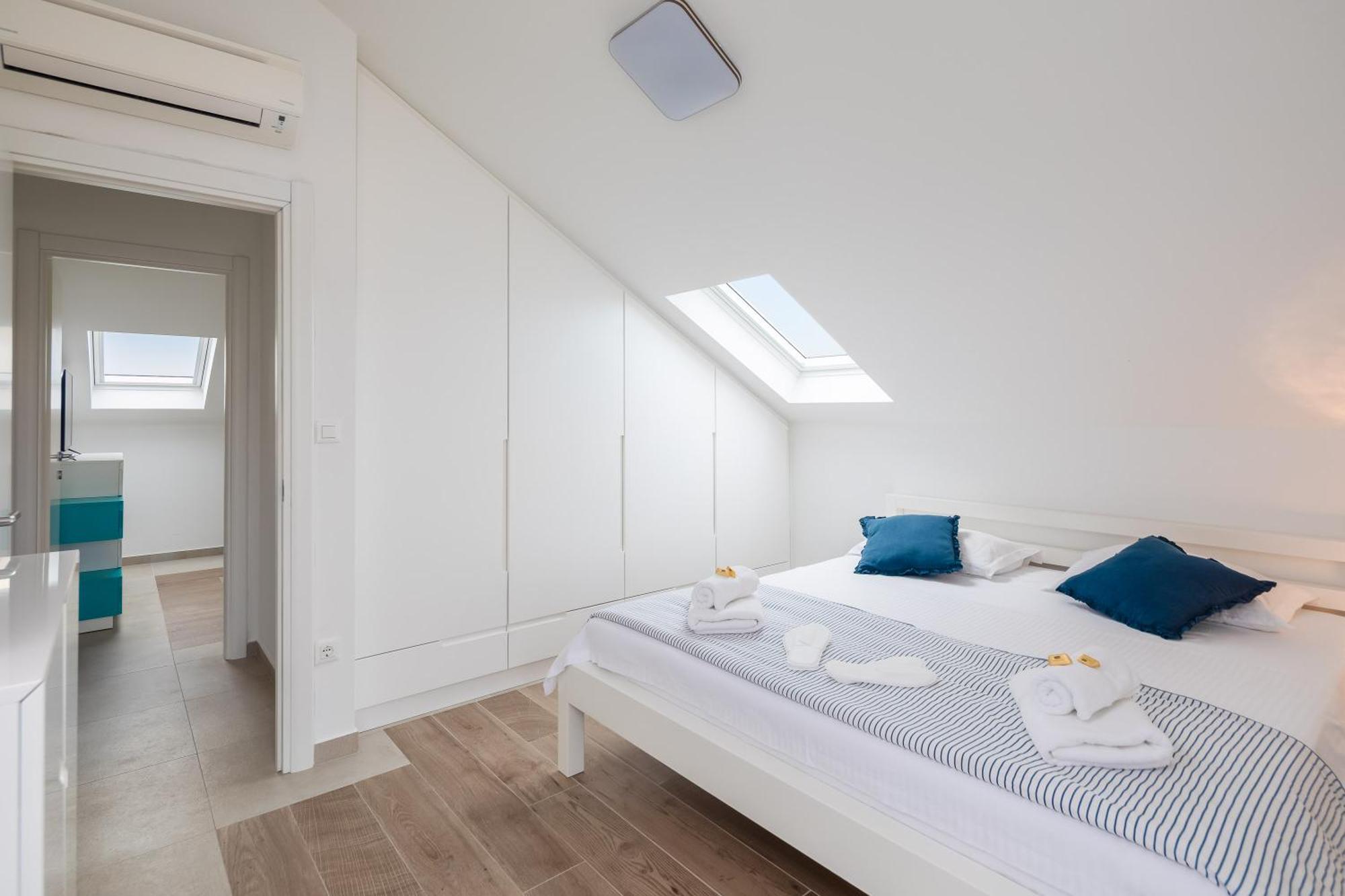 Epetium Beach Villa Split Eksteriør bilde