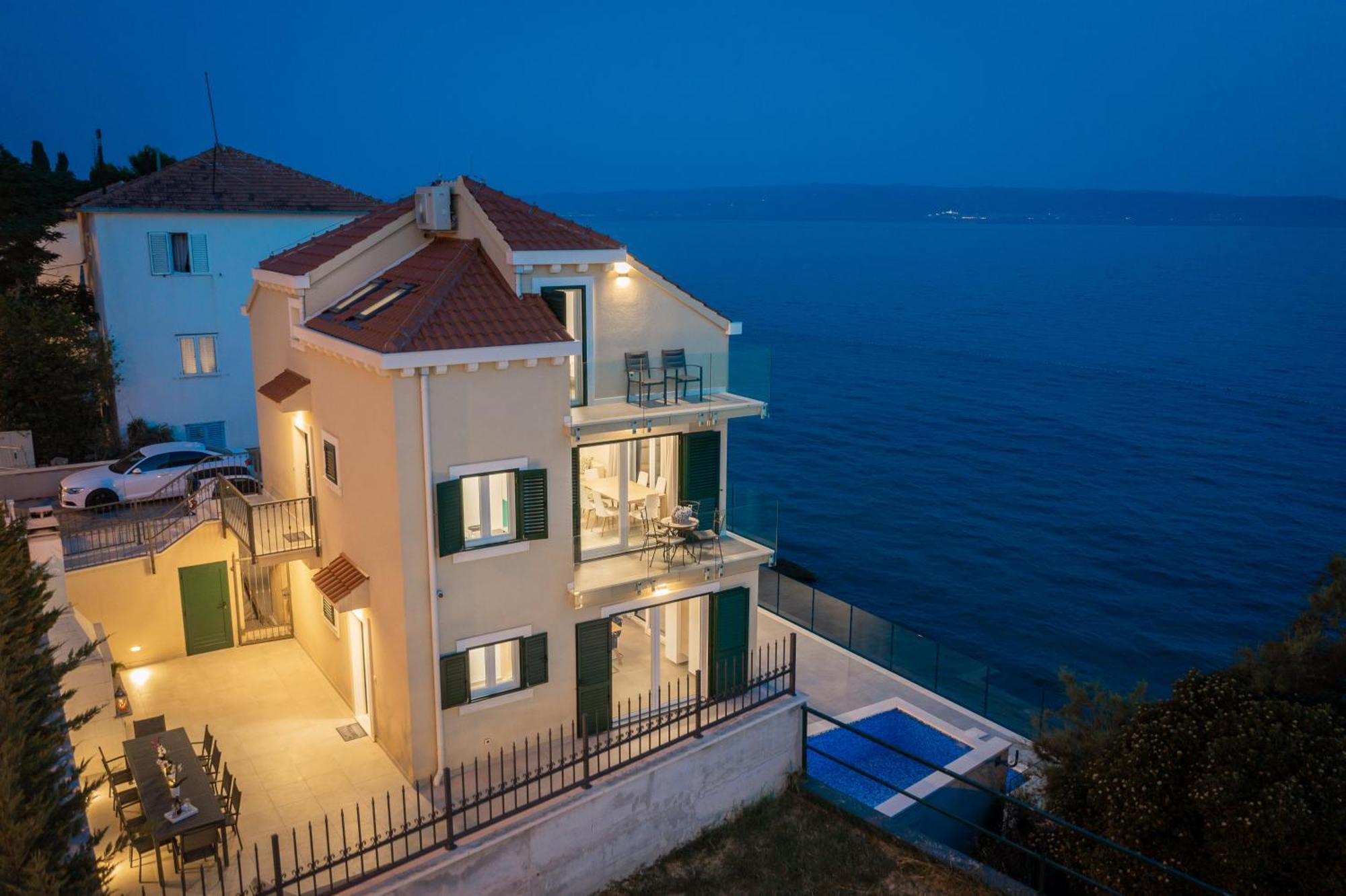 Epetium Beach Villa Split Eksteriør bilde